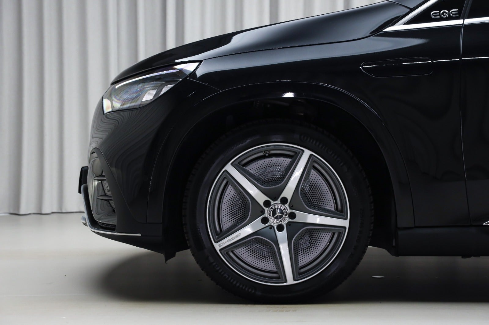 Mercedes-Benz EQE 350 SUV