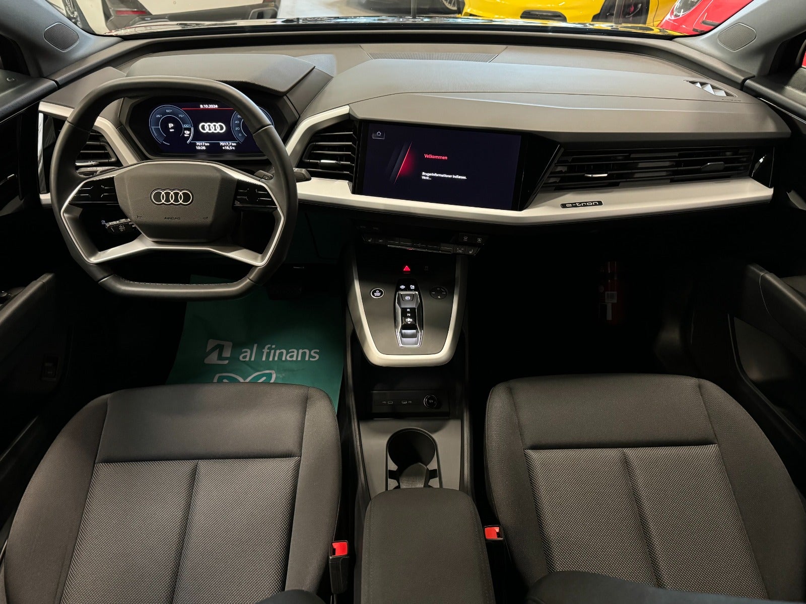 Audi Q4 e-tron 2024