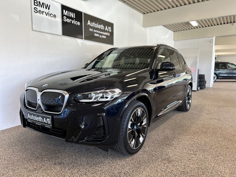 BMW iX3 Charged Plus M-Sport