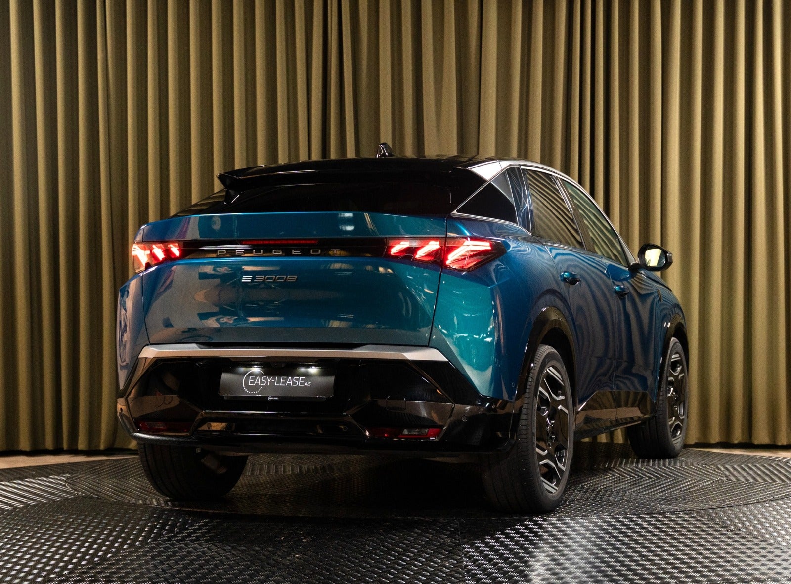 Billede af Peugeot e-3008 77 GT Pack