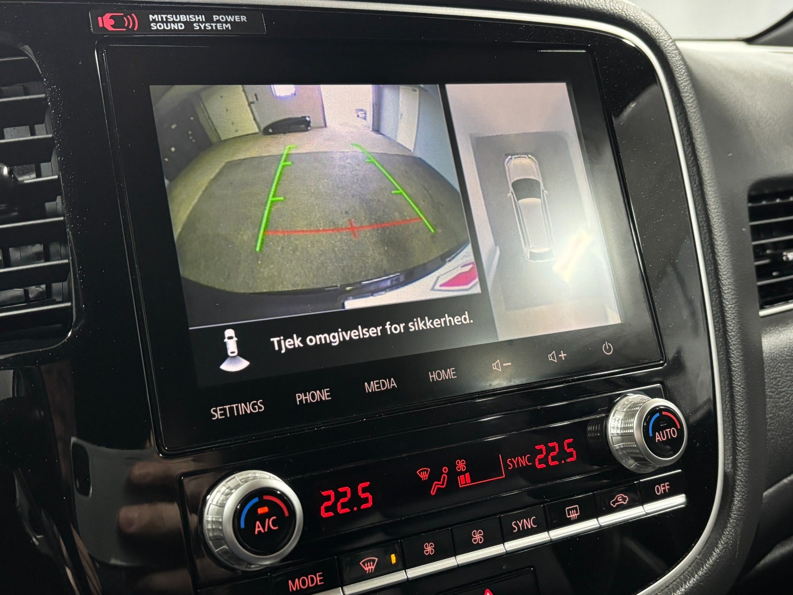 Billede af Mitsubishi Outlander 2,4 PHEV Instyle CVT 4WD