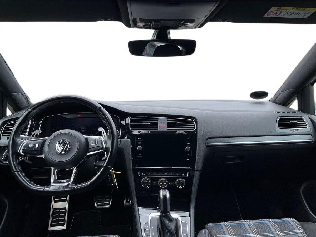 VW Golf VIII GTE DSG billede 4