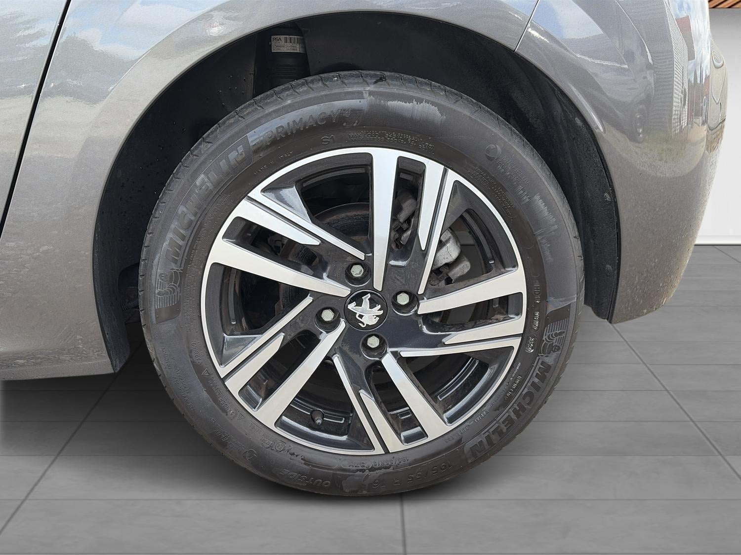 Billede af Peugeot 208 1,2 PureTech 100 Allure Sky