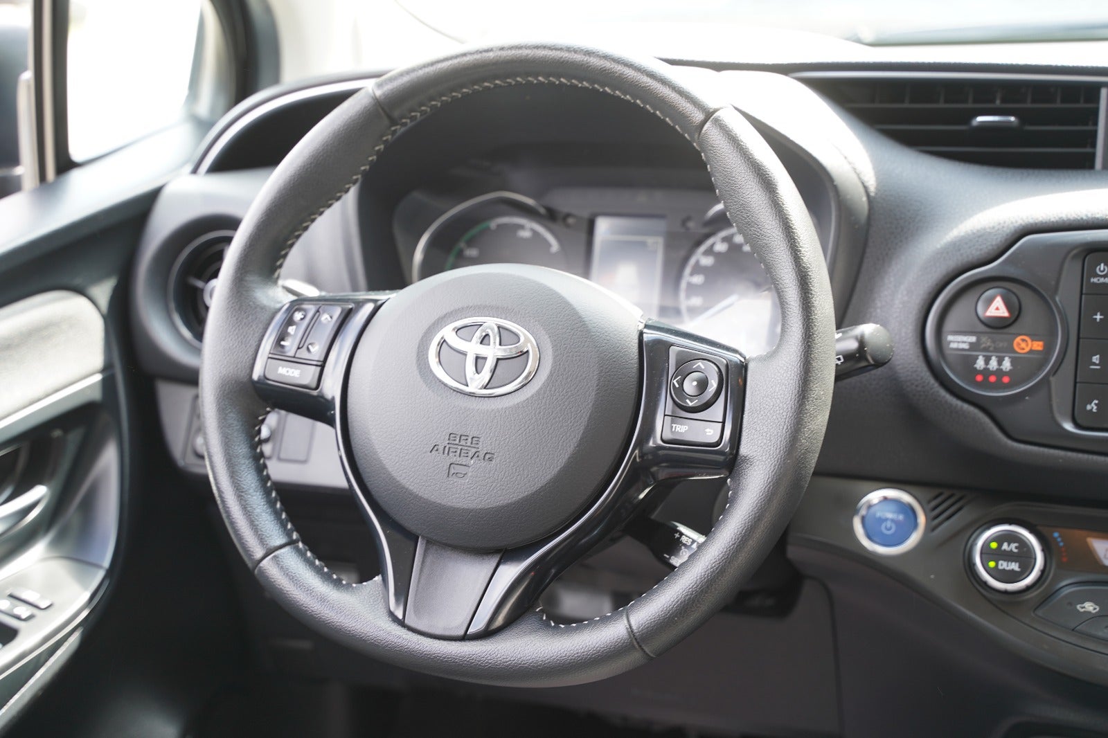 Billede af Toyota Yaris 1,5 Hybrid H3 Limited Smart e-CVT
