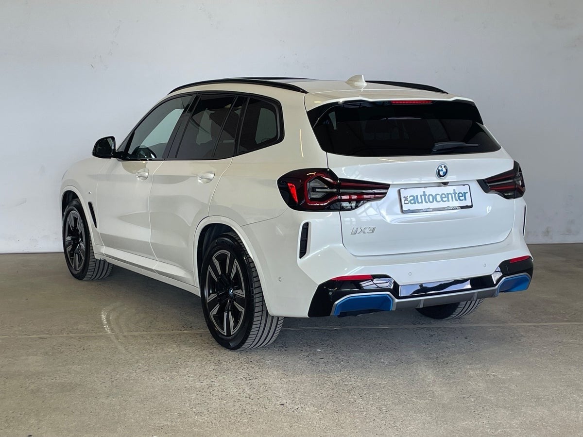 BMW iX3 Charged M-Sport