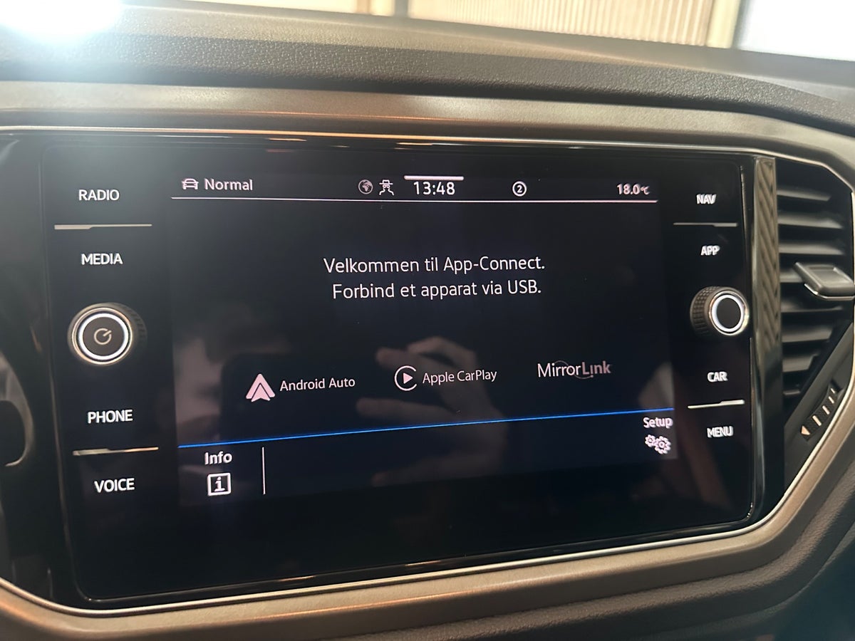 VW T-Roc TSi 150 Style DSG VW T-Roc TSi 150 Style DSG