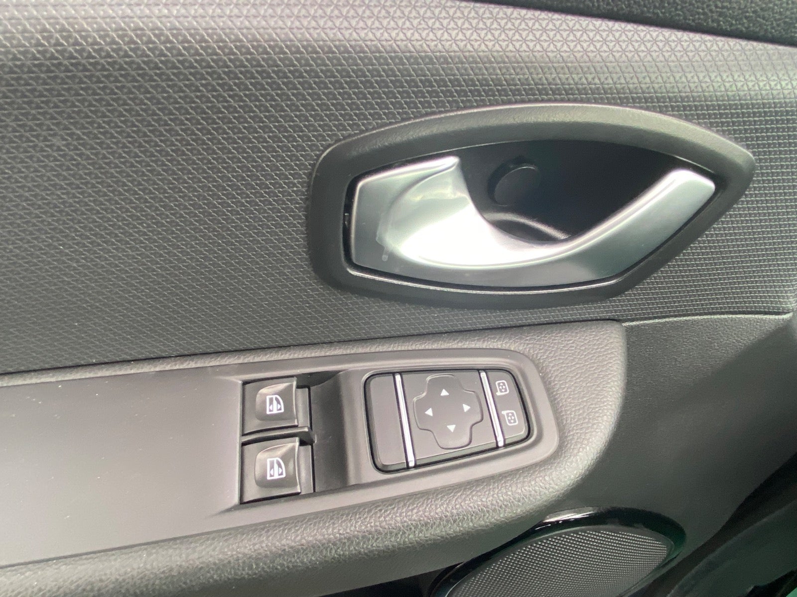 Billede af Renault Clio IV 0,9 TCe 90 Zen Sport Tourer