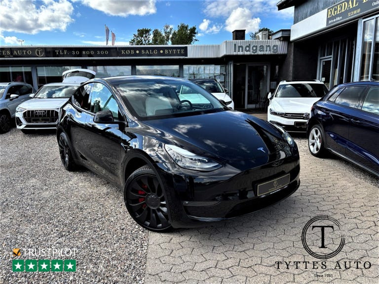 Tesla Model Y Long Range AWD