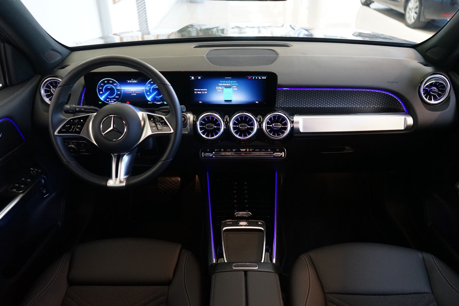 Mercedes EQB300