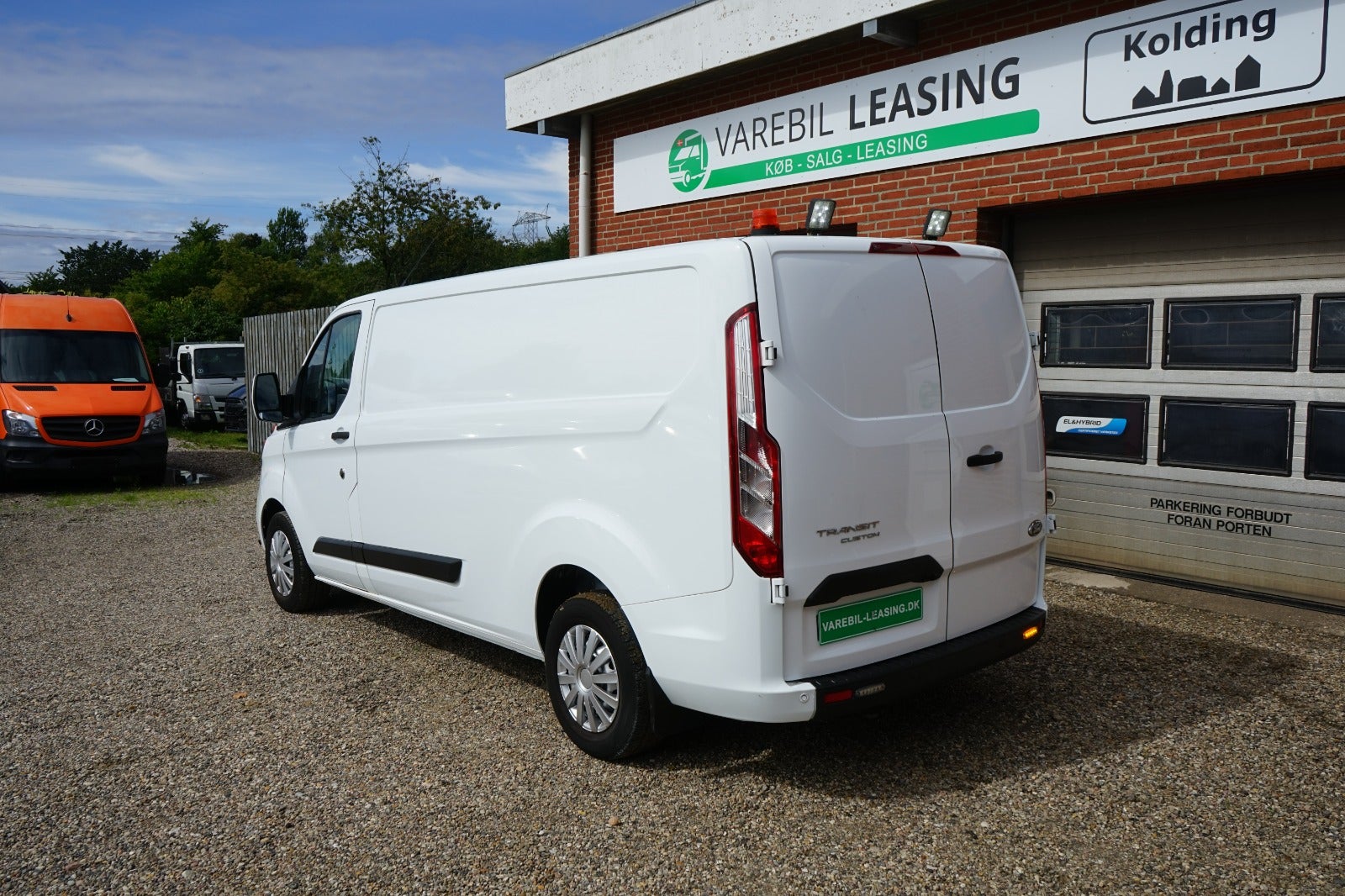 Billede af Ford Transit Custom 300L 2,0 TDCi 130 Trend