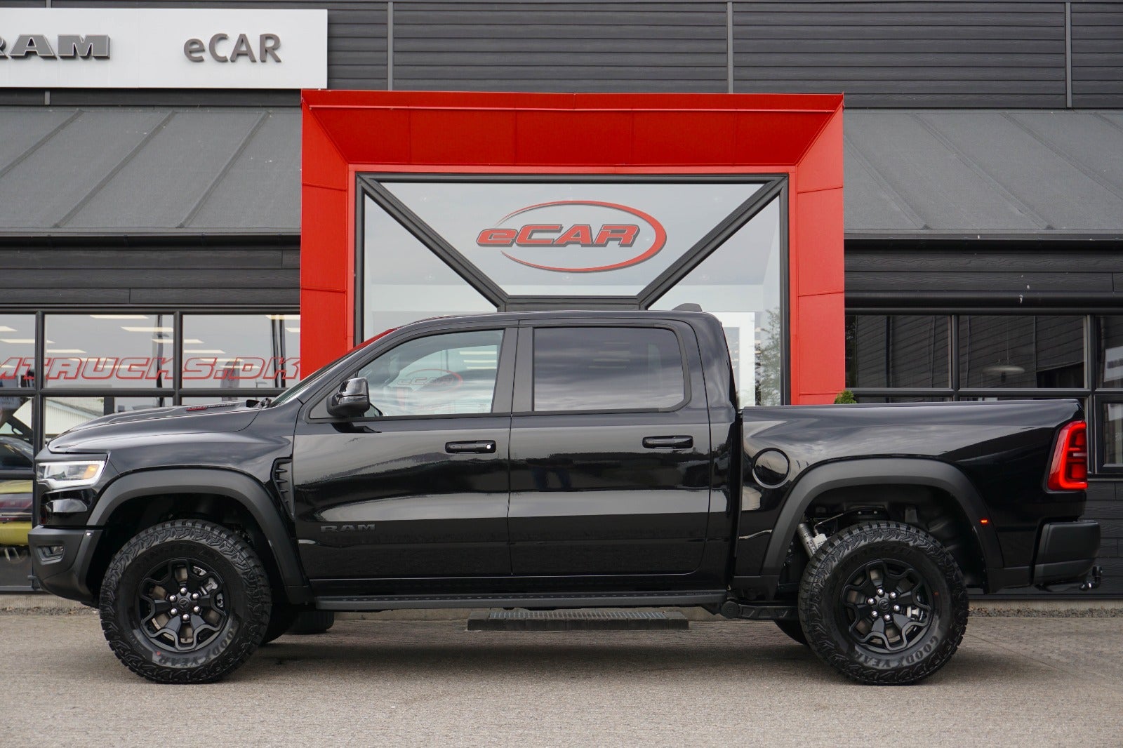 Dodge RAM 1500 RHO aut. - eCAR A/S