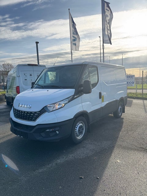 Iveco Daily 2,3 35S14 7,3m³ Van