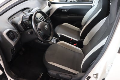 Toyota Aygo VVT-i x-wave x-shift