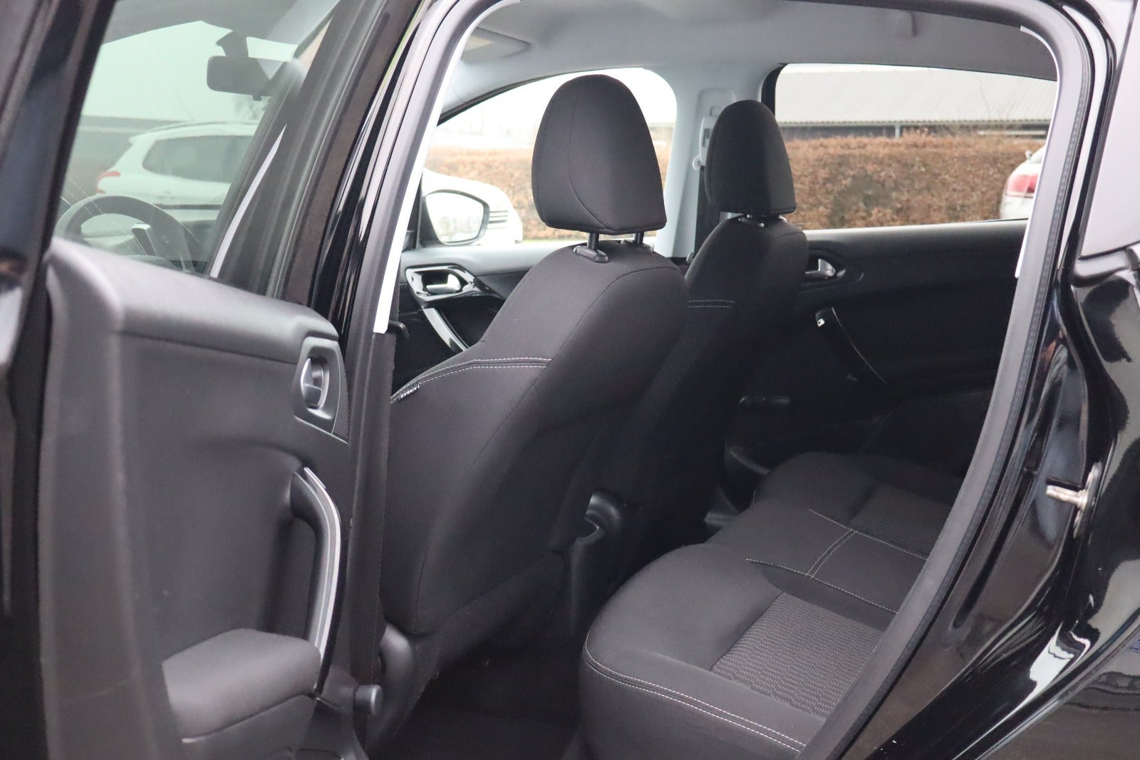 Billede af Peugeot 208 1,5 BlueHDi 100 Allure+