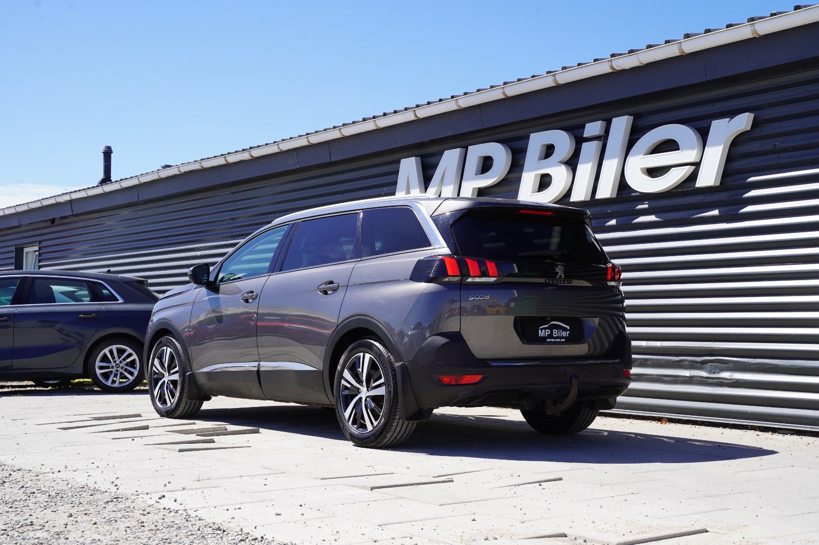 Billede af Peugeot 5008 1,6 BlueHDi 120 Allure EAT6 7prs