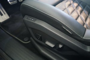 Peugeot e-5008