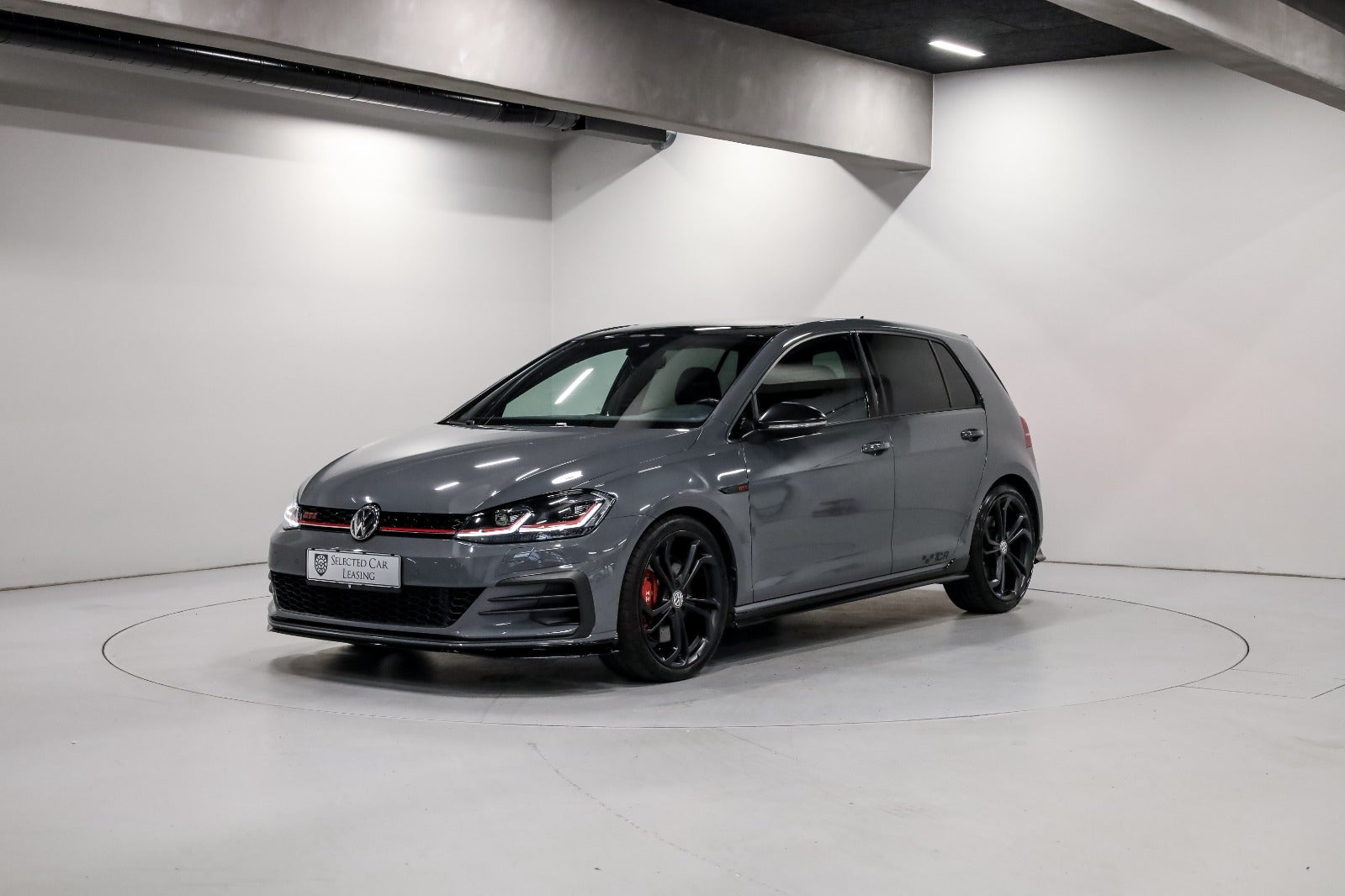 VW Golf VII 2,0 GTi TCR DSG