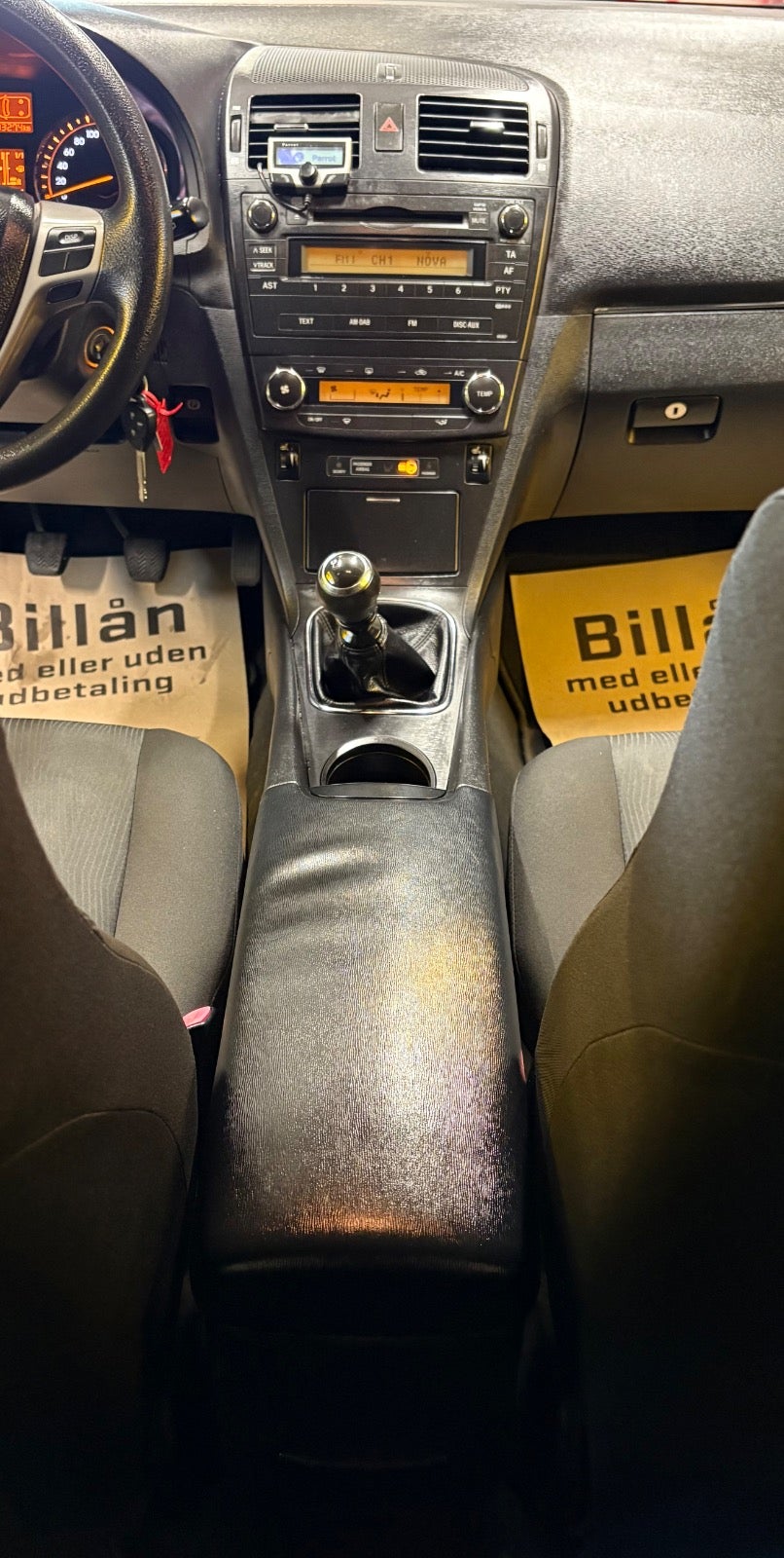 Billede af Toyota Avensis 1,6 VVT-i T1 stc.