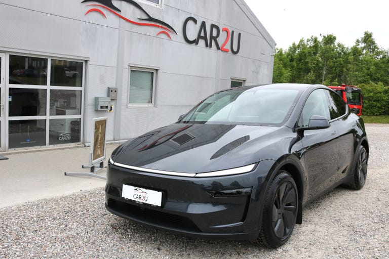 Tesla Model Y Premium RWD