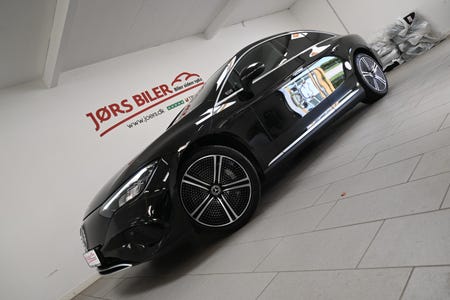 Mercedes EQE350+ Electric Art