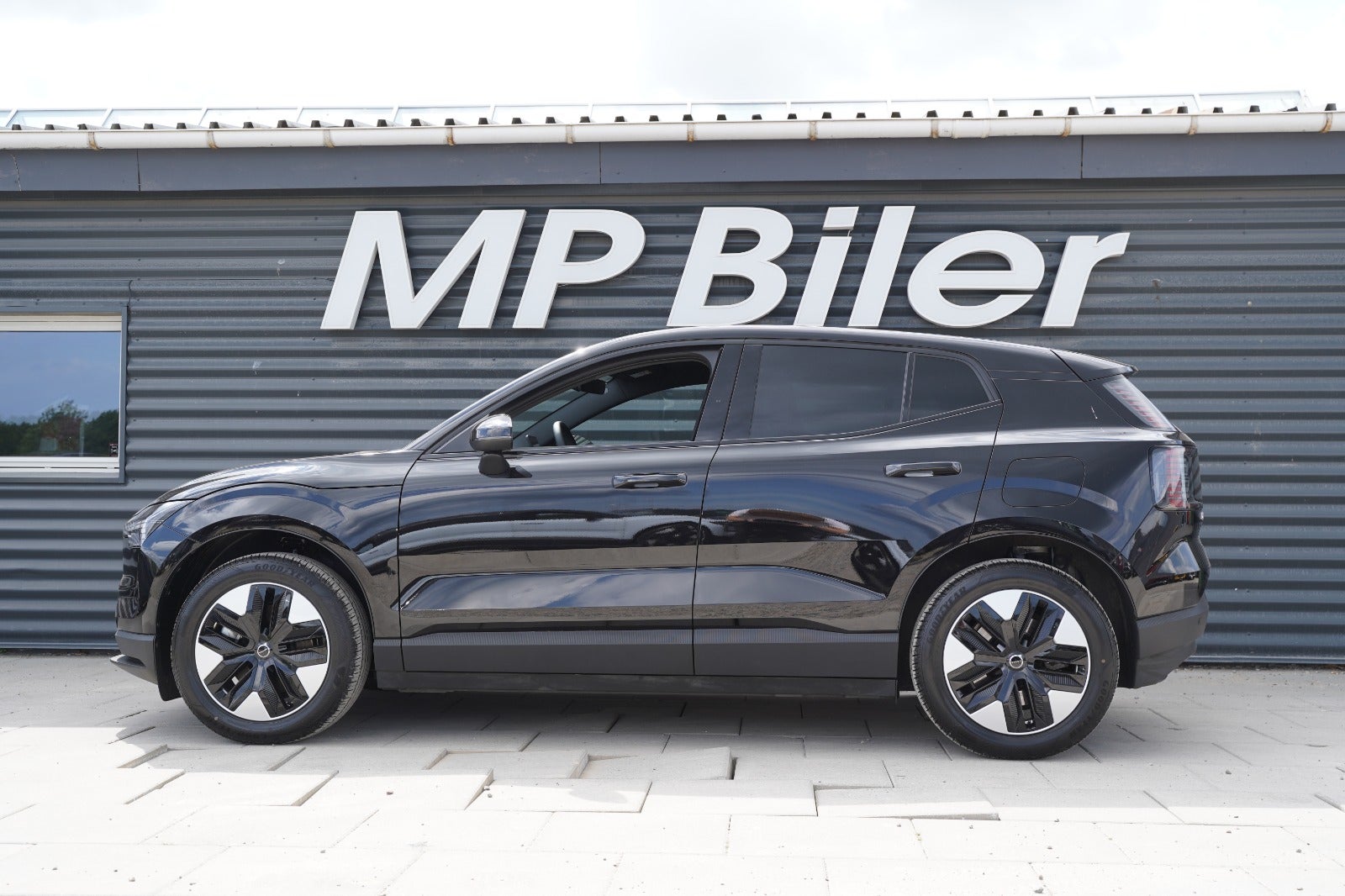 Billede af Volvo EX30  Standard Range Core