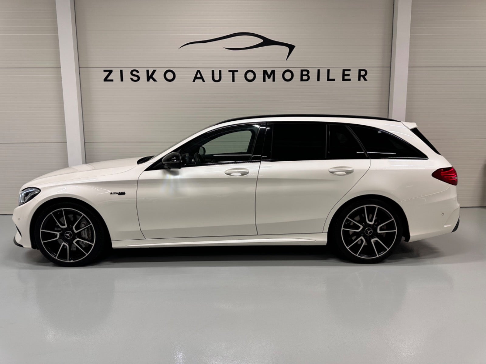 Mercedes C43 2017