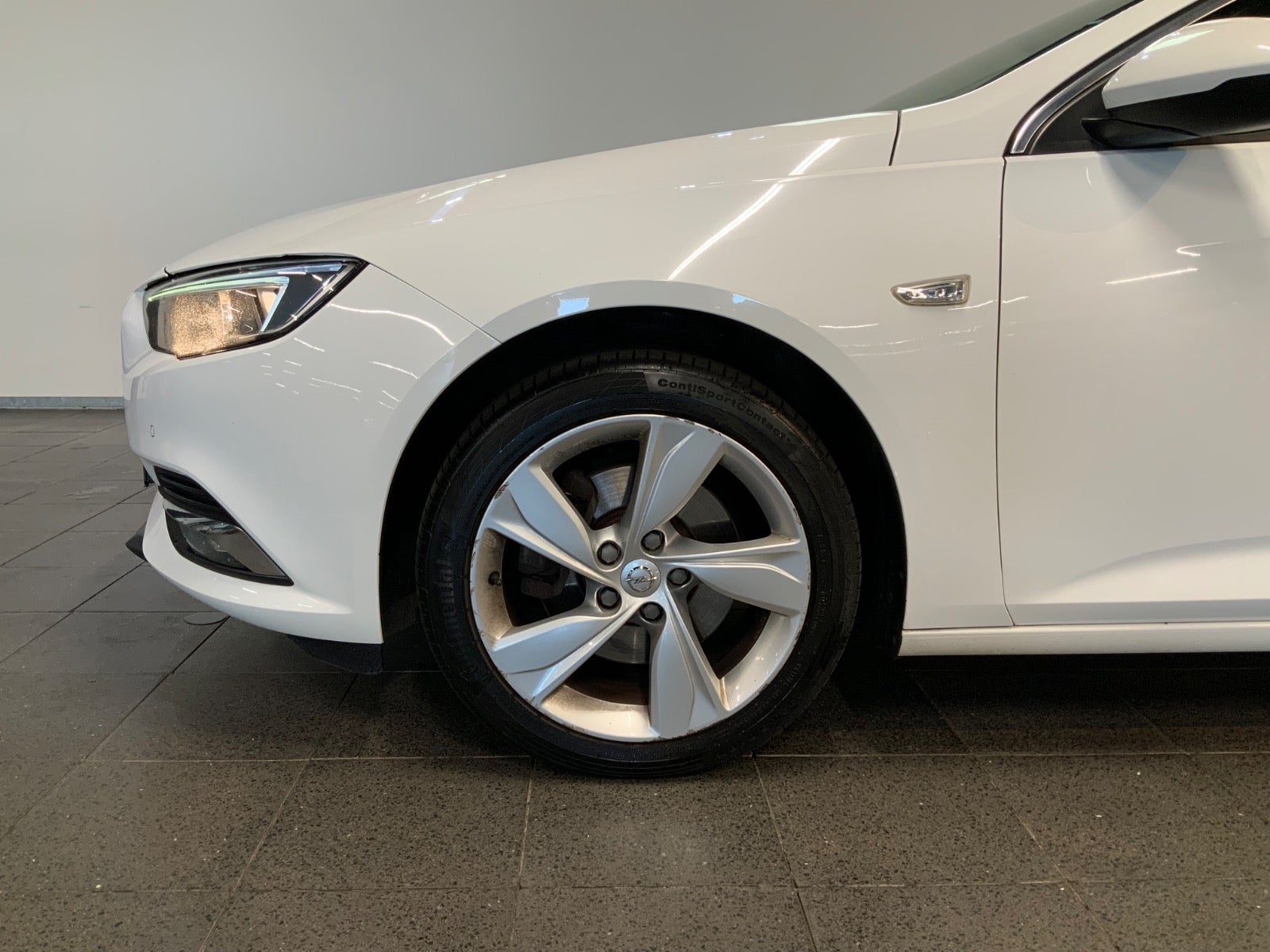 Opel Insignia (3/8)