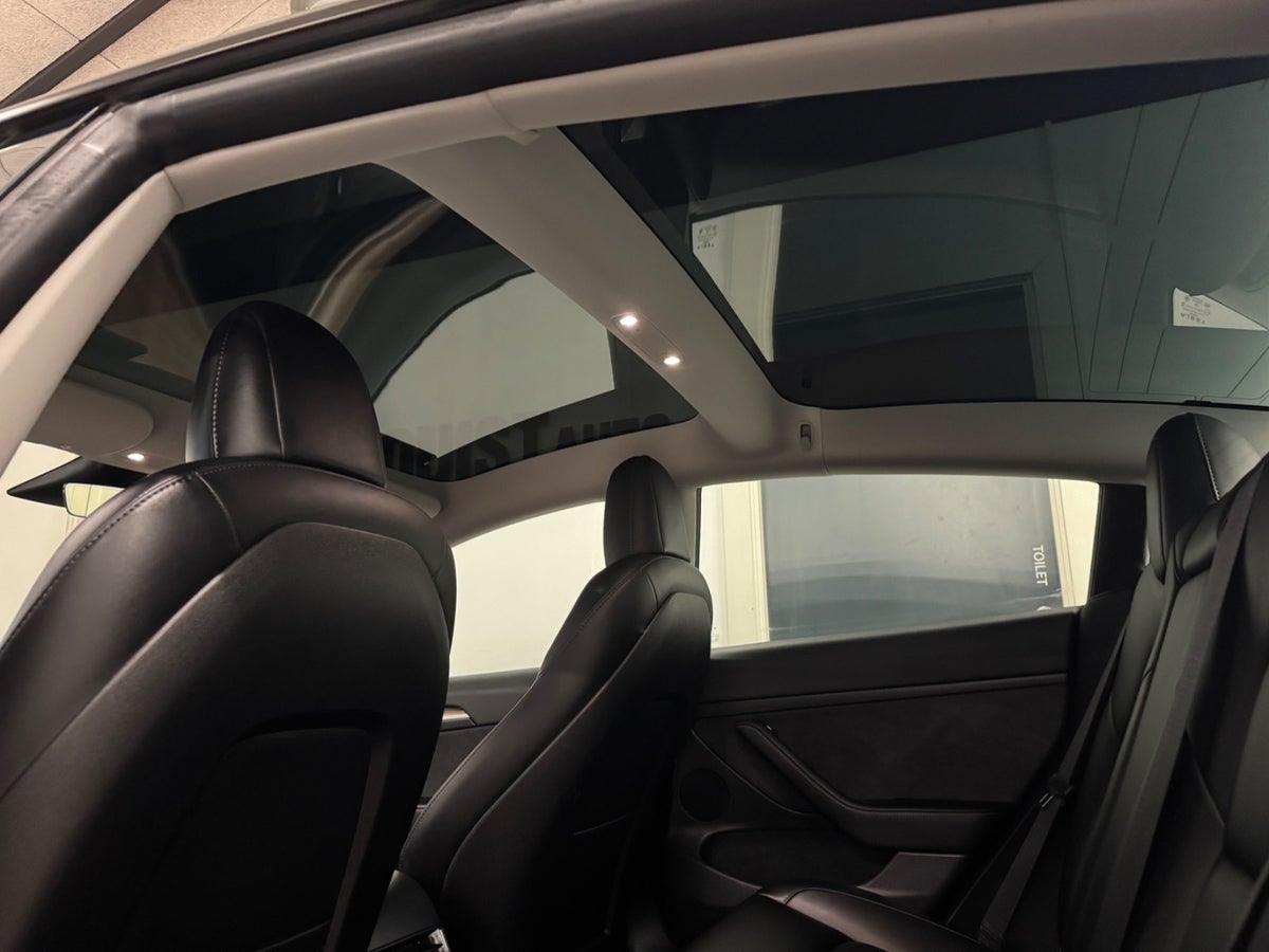 Tesla Model 3 Long Range RWD