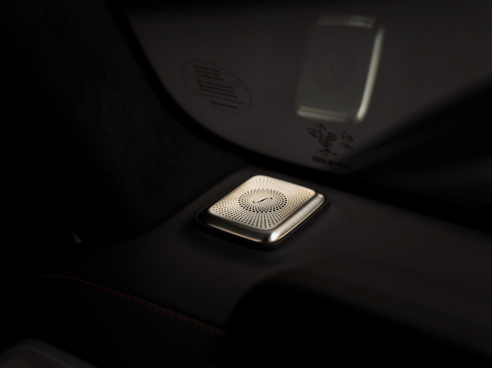 Gallery image 16 of 18