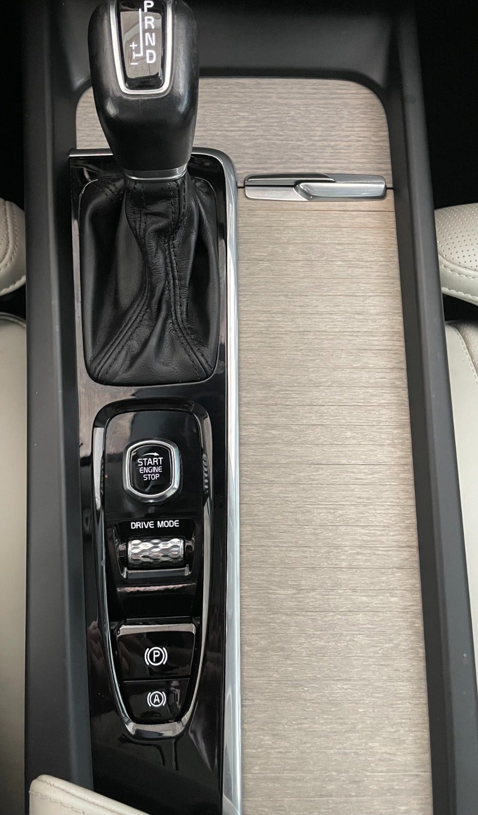 Billede af Volvo XC60 2,0 D5 235 Inscription aut. AWD Van