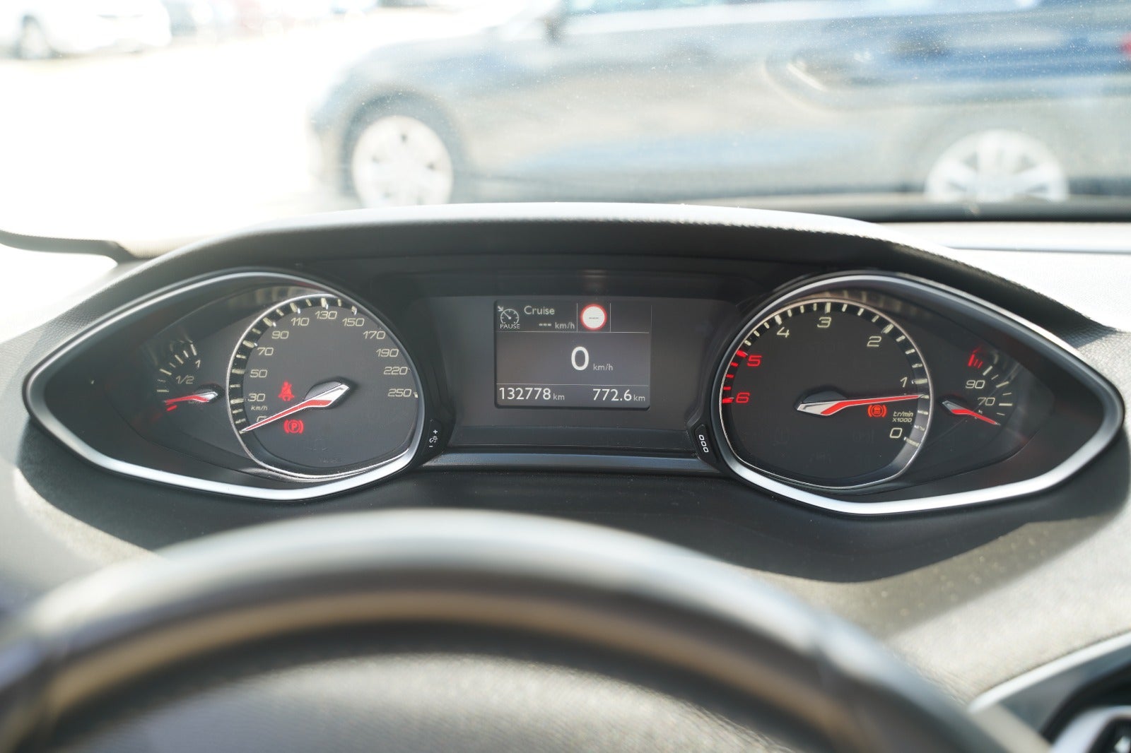 Billede af Peugeot 308 1,5 BlueHDi 130 Allure+ Sky SW