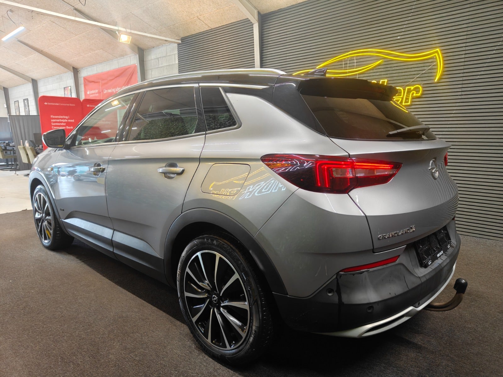 Billede af Opel Grandland X 1,6 Hybrid Innovation aut.