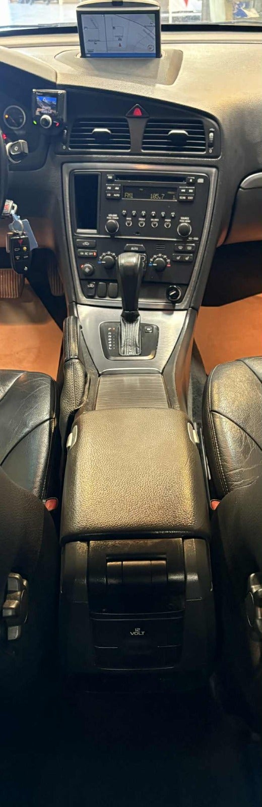 Billede af Volvo S60 2,4 170 Momentum aut.