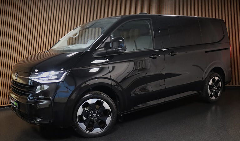 VW e-Caravelle Style SWB