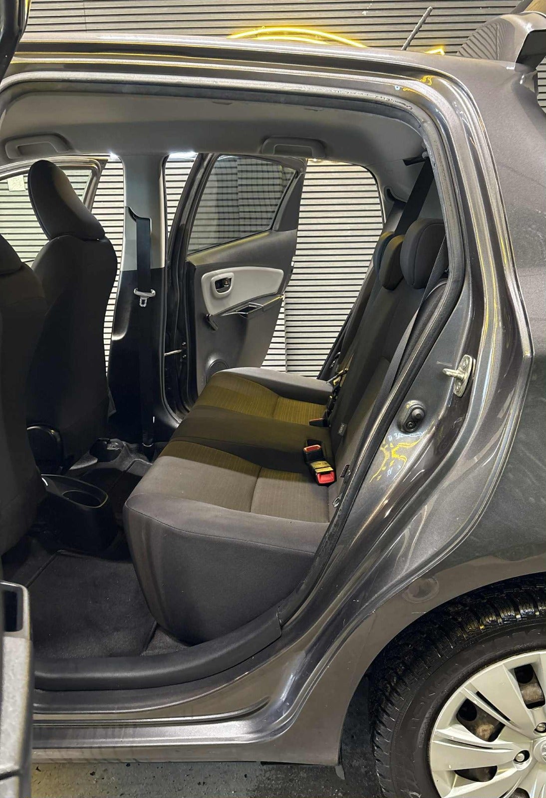 Billede af Toyota Yaris 1,0 VVT-i T1