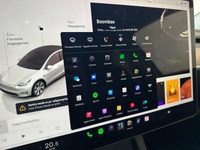 Tesla Model Y RWD
