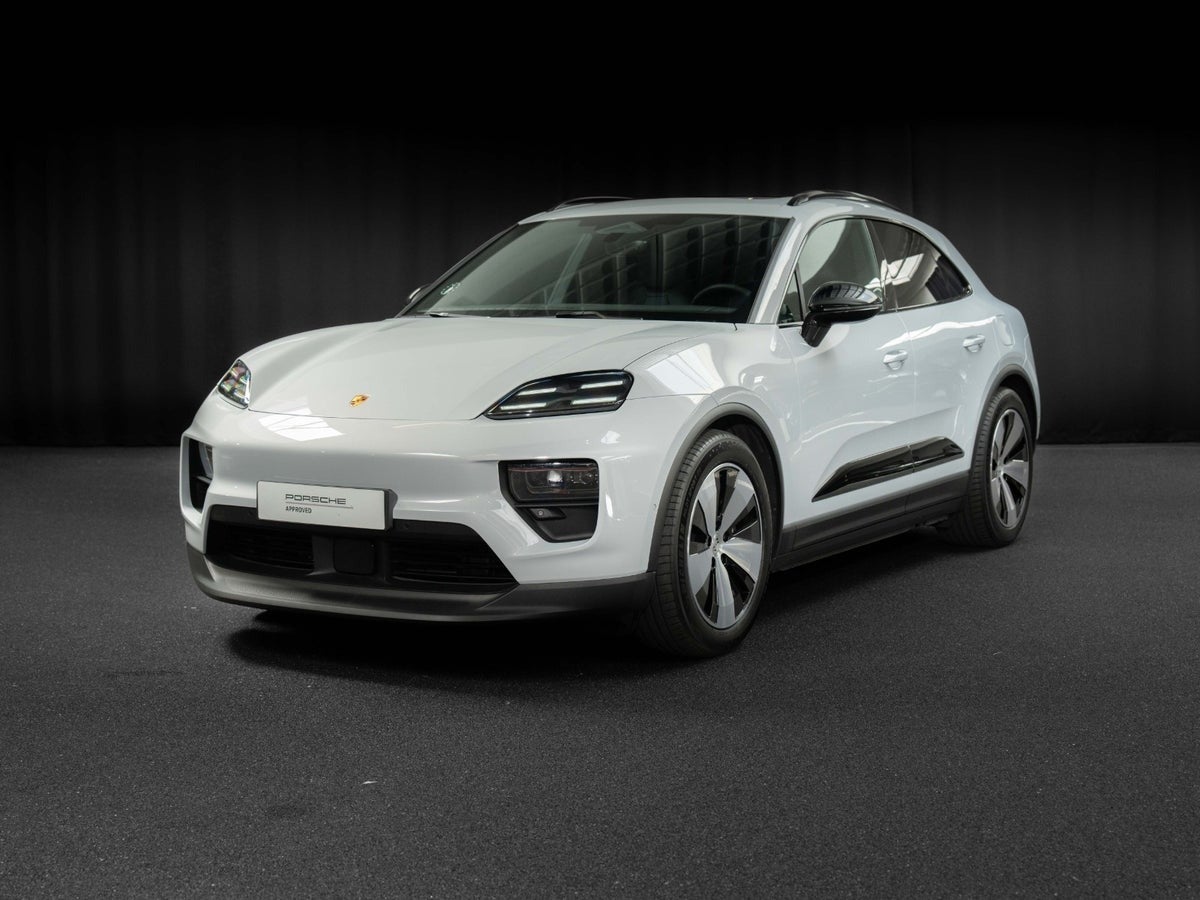 Gallery image 1 of 18