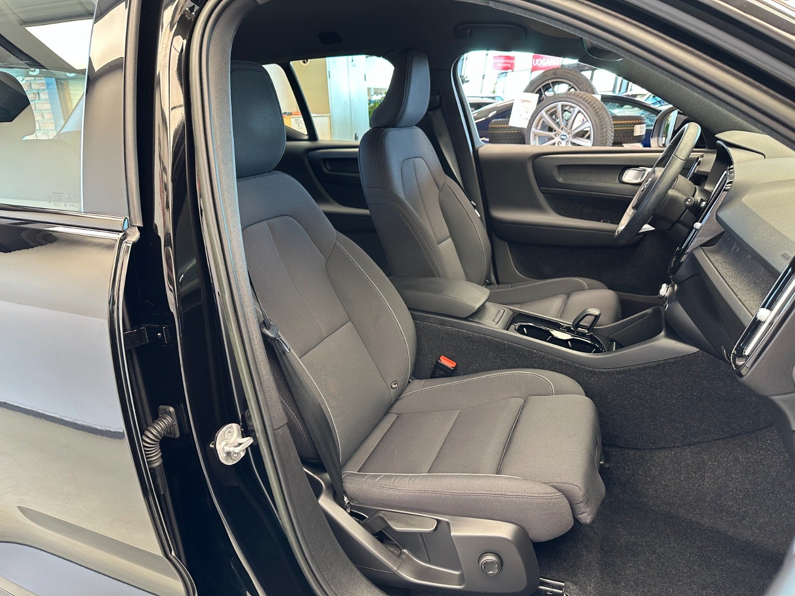 Billede af Volvo XC40  P6 ReCharge Plus