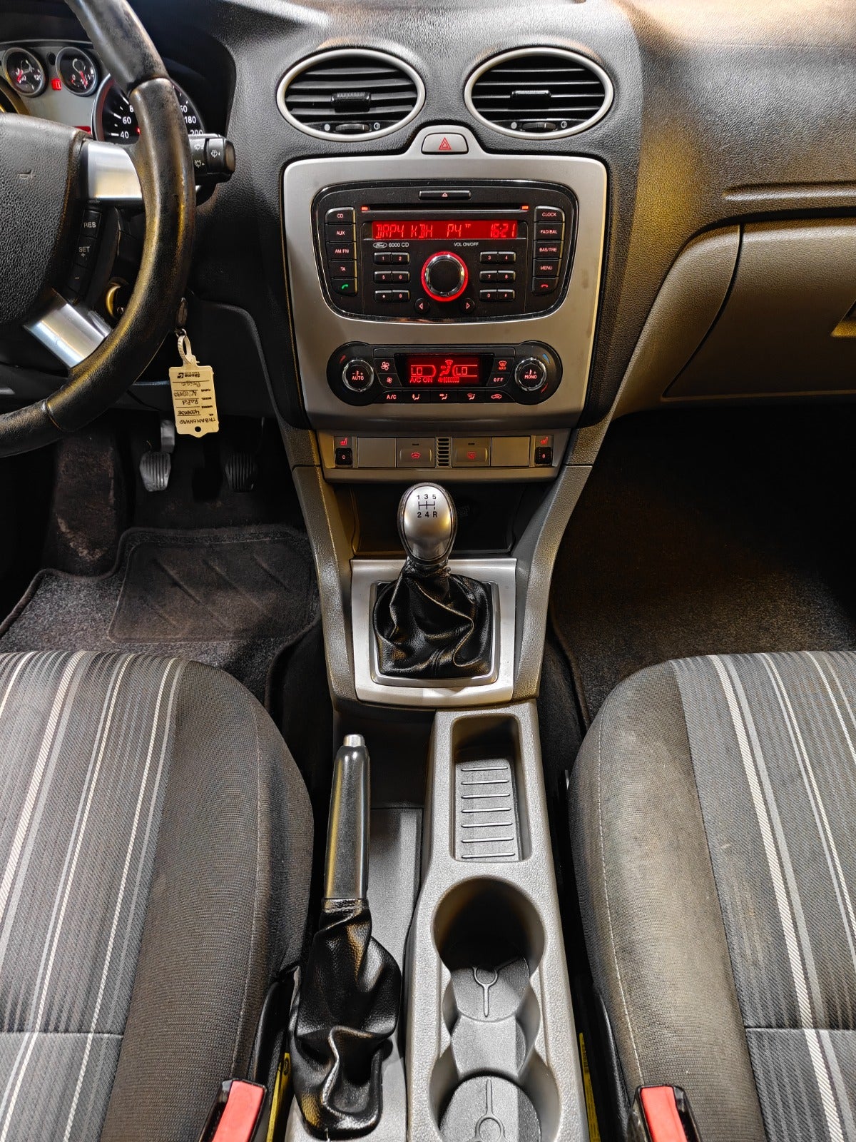 Billede af Ford Focus 1,6 TDCi 109 Ghia stc.