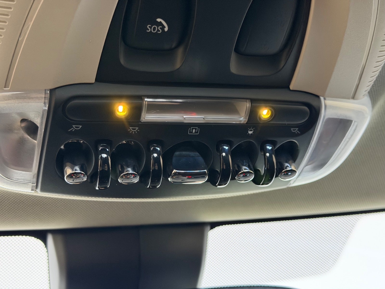 MINI Cooper SE Essential