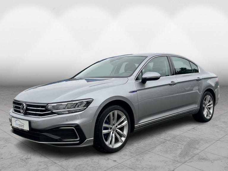 VW Passat GTE High DSG