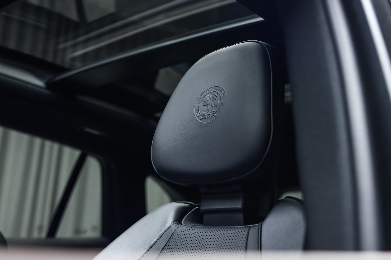 Mercedes-AMG EQE 53 SUV