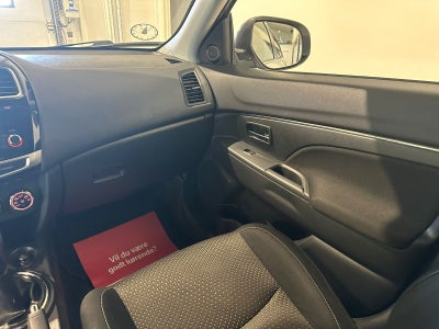 Mitsubishi ASX Invite