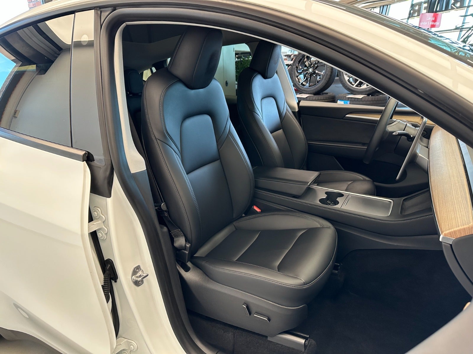 Billede af Tesla Model Y  Long Range AWD