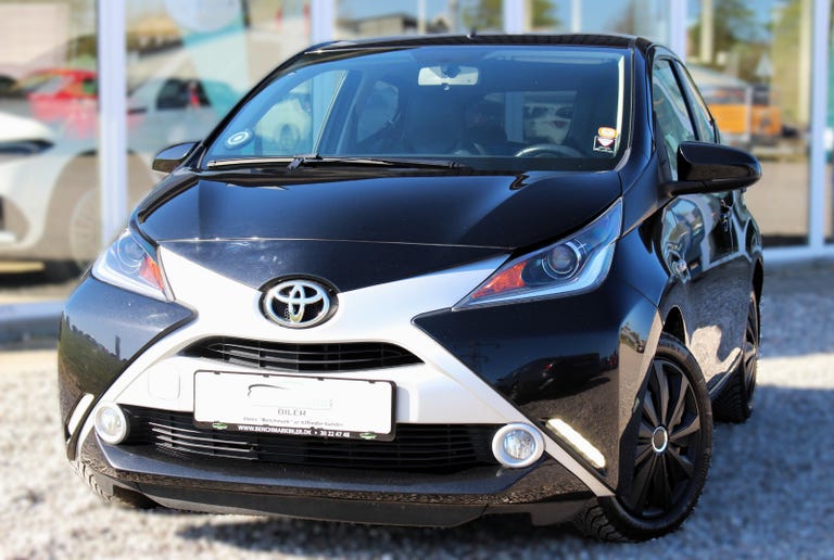 Toyota Aygo VVT-i x-black