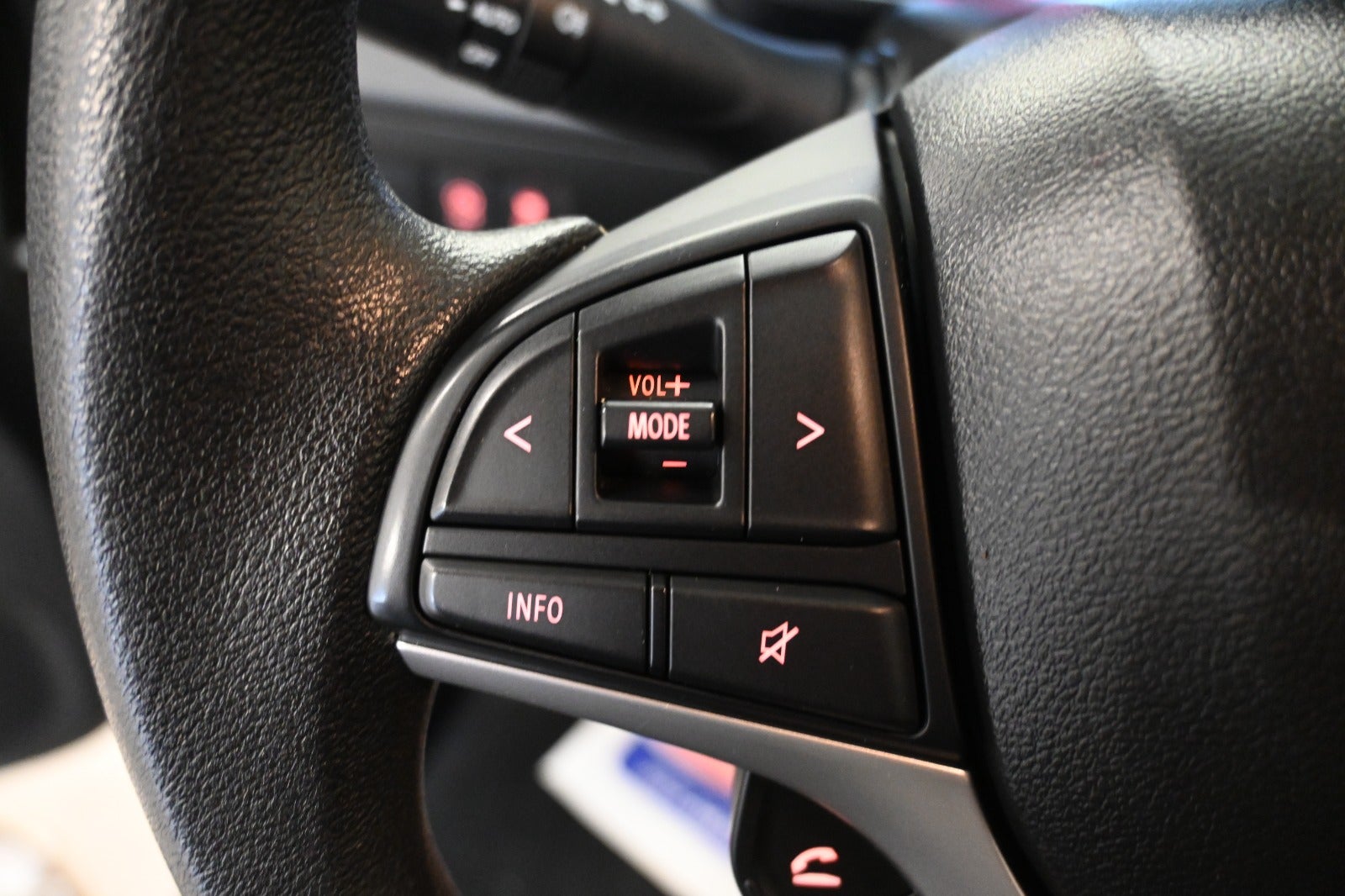 Suzuki Ignis mHybrid Club