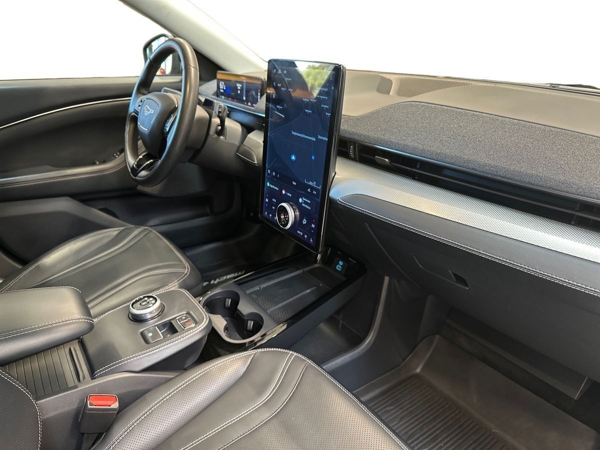 Ford Mustang Mach-E Standard Range billede 10