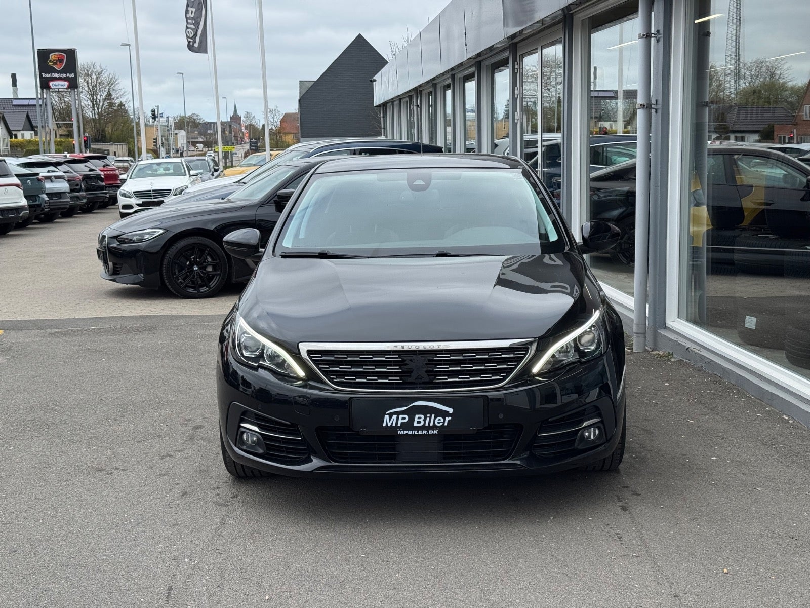 Billede af Peugeot 308 1,6 BlueHDi 120 Allure Sky