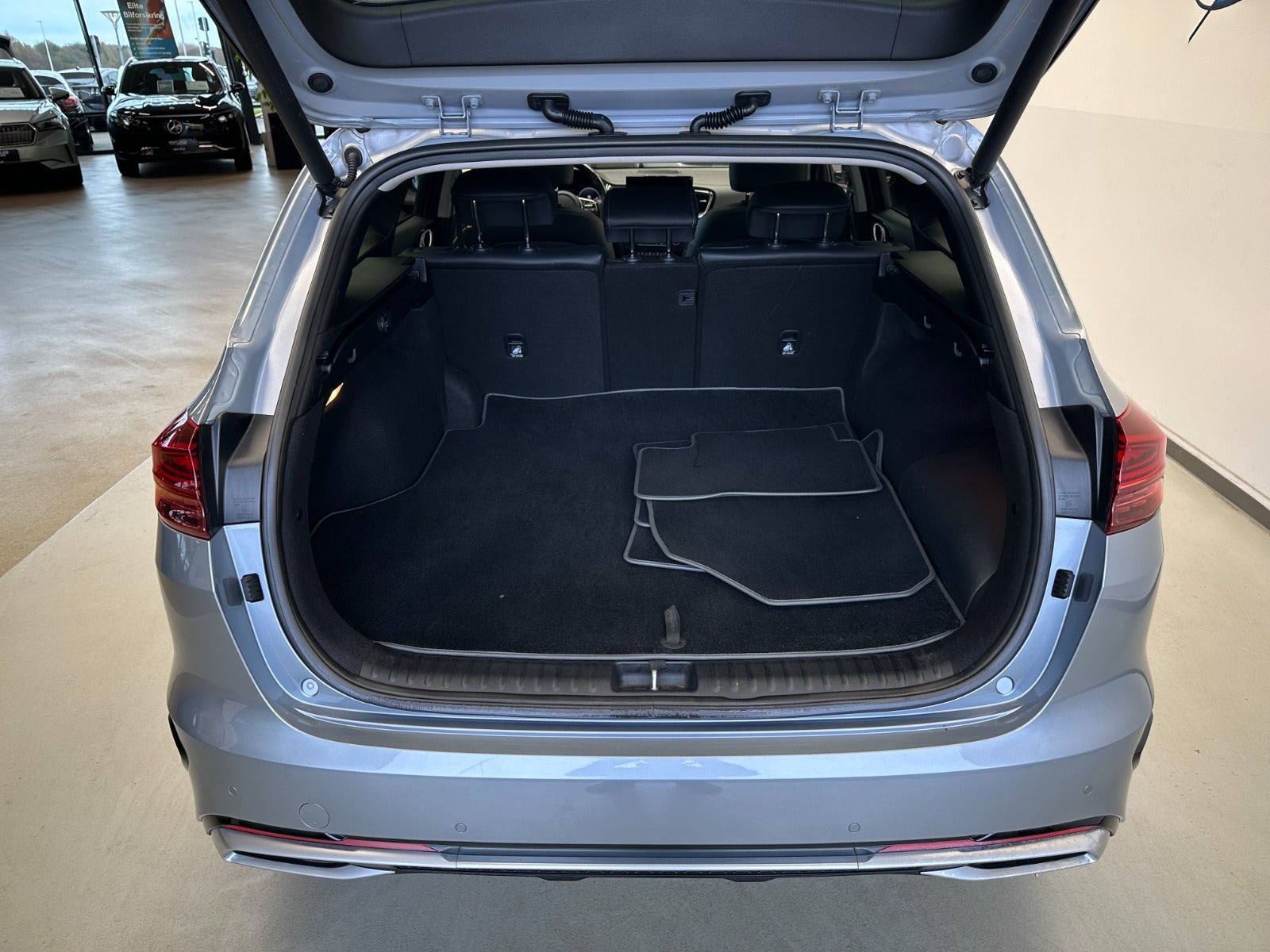 Billede af Kia Ceed 1,6 PHEV Upgrade Premium SW DCT