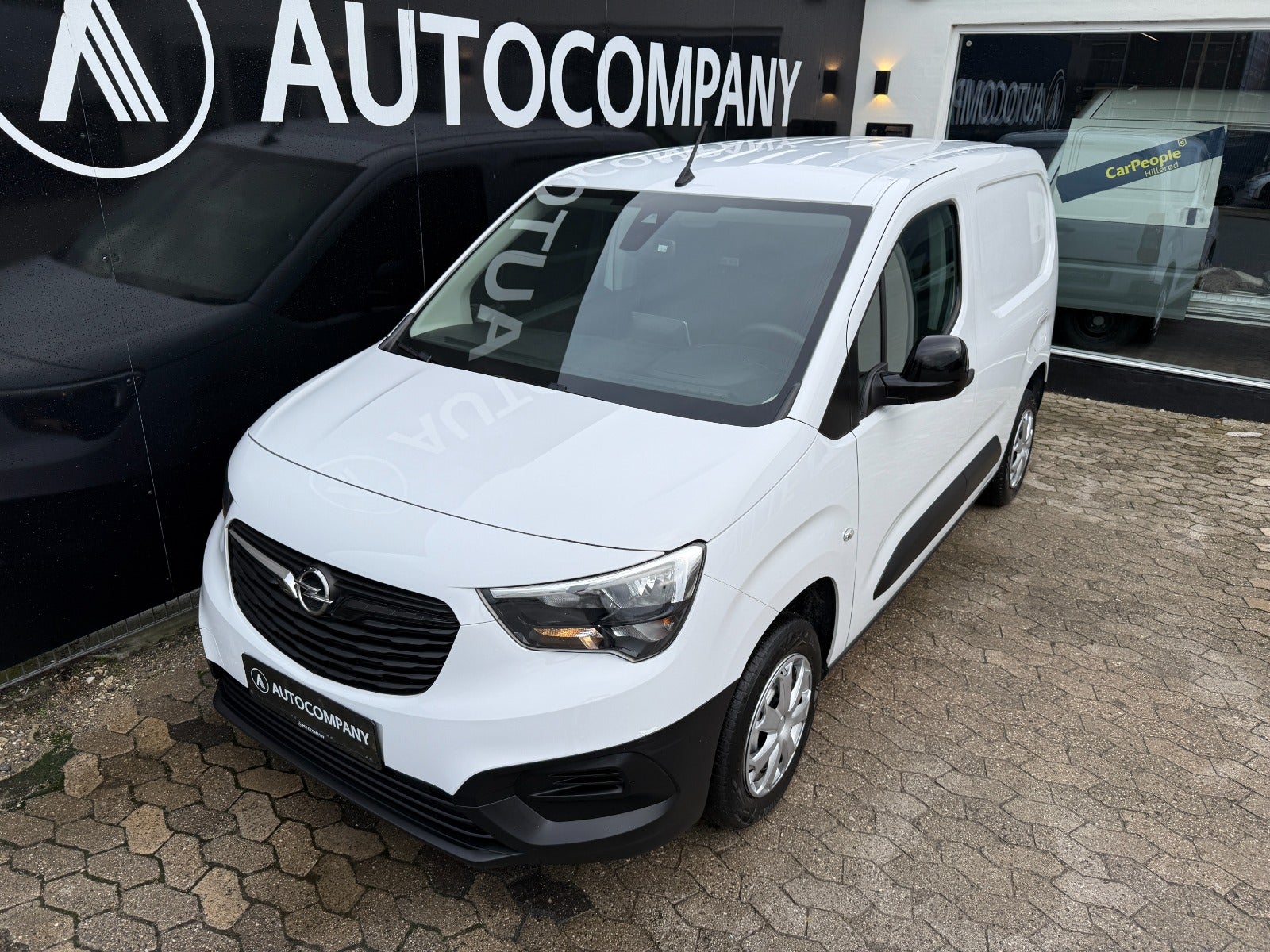 Opel Combo D 102 Enjoy L1V1